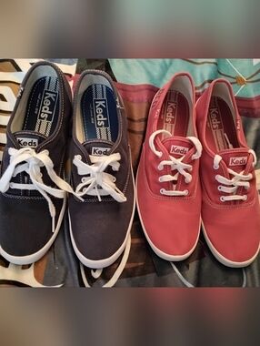 Keds 2 pair lot Women's size 10 red and blue canvas flats shoes sneakers